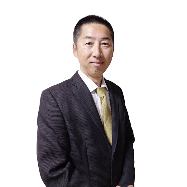 嘉弥真新也さん お写真